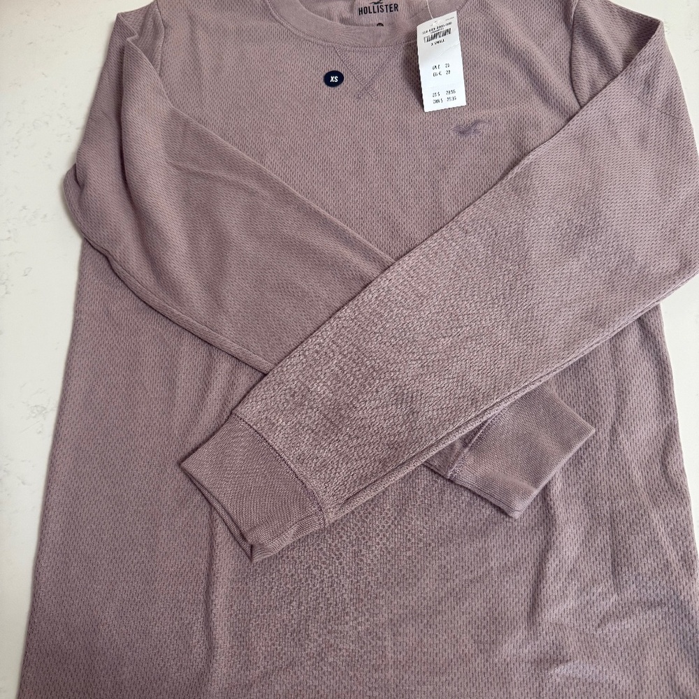 Hollister Mens waffle knit long sleeve Size XSmall